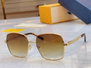 Louis Vuitto* 路易*威登新款太阳镜，Model：Z2955U，Size：56口19-145