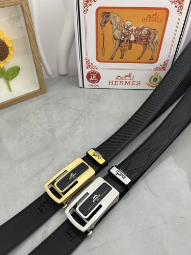 品名：爱马仕.HermèS 自动带 材质：原单牛皮腰带 百分百头层牛皮腰带保证真皮，24K纯钢扣，专柜原单品质、做工精细，时尚大牌，送人自用首选 包装： 请认准