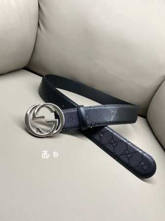 古驰.Gucci 全套包装 4.0Cm Gg 2024新款supreme帆布是品牌的一款代表性面料，其灵感源自30年代的典藏设计。互扣式双g以钯金色调配件亮眼呈 - 点击图像关闭