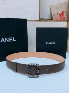 chanel 24P Cc 水钻. 链节Logo扣. 进口胎牛皮腰带 3.8Cm精品 精致 典雅 Chic又时髦.