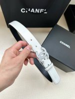特 宽度3.0Cm Chanel香奈儿 旋转 双c小牛皮与银色 枪色 金色金属腰带 多颜色女款腰带搭配！此五金可旋转使用 带身均两面颜色 。