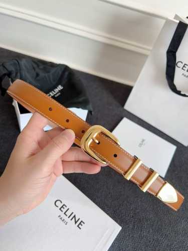 Celine.赛琳 全套包装 Western中号光滑牛皮革腰带 牛皮革 中腰 圆形带扣 2个金属环和1个金属尖头装饰 第一个圆环底部镌刻Celine Paris