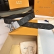 原版包裝 L0Uis Vuitt0N 今季新品 驢家男士原單腰帶 寬度40毫米 定制經典帆布黑花面料內襯小牛皮針紋底 全新開模新型可旋轉五金 雙面用 低調百搭款