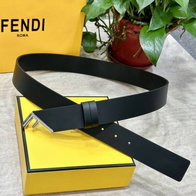 Fendl 芬迪 专柜新品 宽40Mm双面原版小牛皮 搭配单钌钯电镀扣 完美的手感.油边 出众的设计.风格 高贵奢华 时尚大方 高清实拍 货真价实 品质保证 双