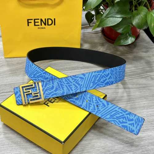 Fendl 芬迪 专柜同款 宽40Mm原版定制天蓝色ffvertigo图案皮料 搭配ff按钉钢扣 时尚潮流 经典百搭款