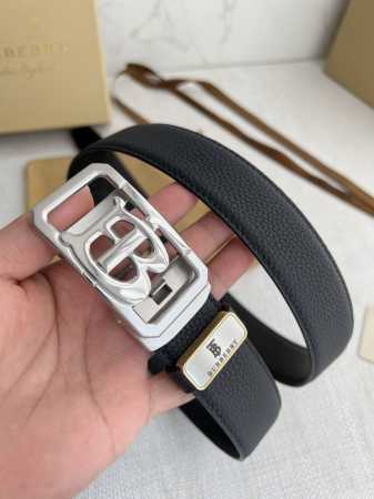 品名：巴宝莉.Burberry 腰带自动带 皮带 型号：自动扣，纯钢材质自动扣，自动带身，双面头层牛皮 材料：百分百头层牛皮，保证真皮。24K纯钢扣专柜同等质量 - 点击图像关闭