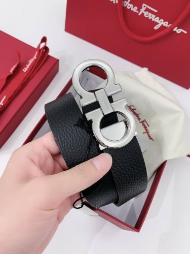 特 Ferragamo.菲拉格慕 全套包装 支持Nfc扫码 宽度3.5Cm 高级定制款男士皮带 双面进口牛皮 可双面使用 自行选择搭配 真材实料 很有质感 时尚
