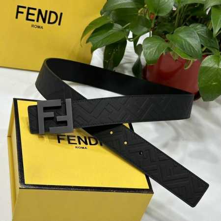 fendl 芬迪 宽40Mm双面原版小牛皮 搭配单钌钯电镀扣 完美的手感.油边 出众的设计.风格 高贵奢华 时尚大方 高清实拍 货真价实 品质保证 双面用 - 点击图像关闭