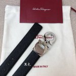 Ferragamo 25Mm金属Gancio双扣，女士双面牛皮，质感十足 独特复古风格 时髦中带着随性和酷感 .支持芯片扫码