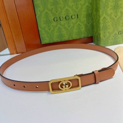 Gucci 古奇官网新款，双面原厂小牛皮搭配互扣式双g精品纯铜五金腰带，专柜规格 2.0Cm