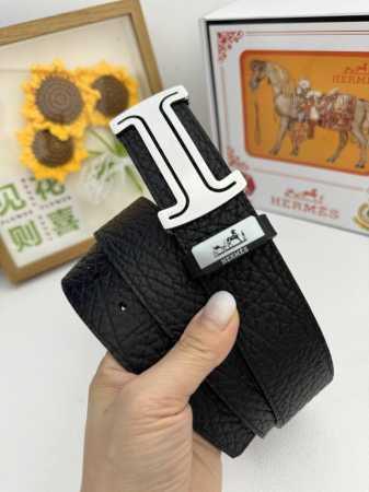 品名：爱马仕.HermèS 原单 材质：原单牛皮腰带 百分百头层牛皮腰带保证真皮，24K纯钢扣，专柜原单品质、做工精细，时尚大牌，送人自用首选 包装： 请认准如 - 点击图像关闭