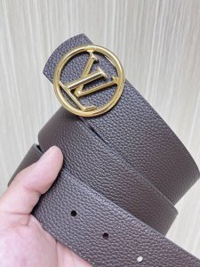 4.0当季新款 双面进口小牛皮 可双面用 搭配精品扣头 实物实拍 官网同步