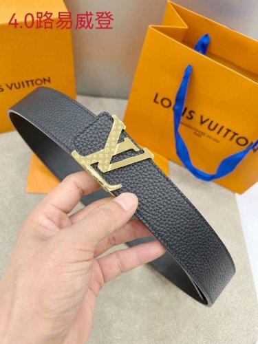 -配专柜包装路易威登冲孔秘原单高端品质专柜官网同步宽度3.8冲孔精美扣头意大利进口头层原版花纹纹理消晰真实感超强打造全新的视觉3D郊果高档客户入手送礼自用佳品