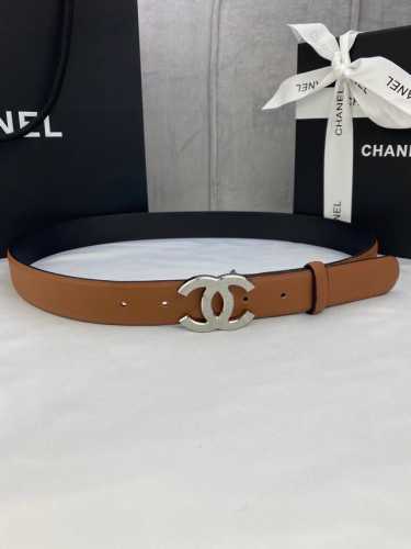宽度3.0Cm Chanel 香奈儿 荔枝纹牛皮 颗粒饱满紧致清晰，搭配采用填粉五金工艺金 银 色钢扣。