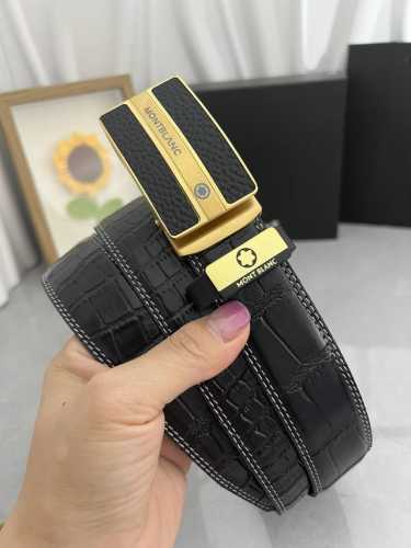 品名：万宝龙 Montblanc 自动带 材质：原单牛皮腰带 百分百头层牛皮腰带保证真皮，24K纯钢扣，专柜原单品质、做工精细，时尚大牌，送人自用首选 包装：