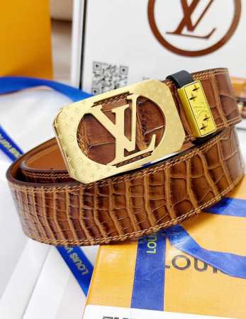 皮带：Lv..路易..威登顶级复刻. 腰带：原单品质百分百进口头层牛皮，保证真皮。雕花镂空设计24K纯钢扣.永不掉色进口原厂鳄鱼皮纹路.纯手工双线缝制工艺双面两 - 点击图像关闭
