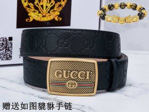 皮带：古奇.Gu...Cci原单 腰带：百分百头层牛皮，保证真皮。24K纯钢扣双面可用专柜同等质量， 送人自用首选包装： 请认准如图专柜包装，赠送打孔器，银联发