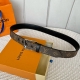 寬：35Mm Louis Vuitton 海外原單代購級別 老鼠貨 寬度35毫米 小牛皮內襯和電鍍3色針扣設計 孔位由5個 純銅烤漆 飾釘組成 充分展現皮帶的優