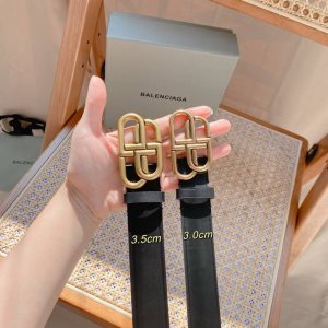 Balenciaga巴黎世家腰带 3.5Cm 经典Logo五金 复古头层牛皮 比较中性的一款腰带 潮人必备 顶级 顶级