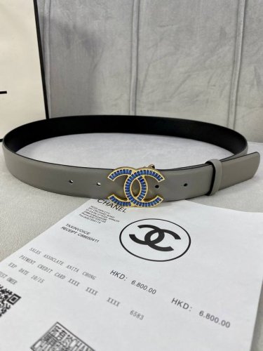 特 宽度3.0Cm Chanel 香奈儿 女士腰带皮带新款柔软的进口小牛皮金 银色方钻金属钢扣。