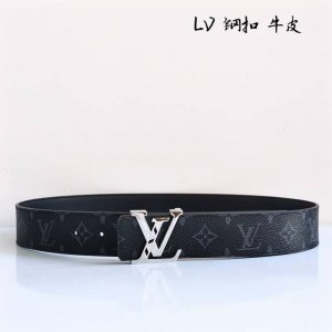 特 Lv[正] 男士腰带宽度4.0 进口双面牛皮 简单大方 佩戴效果非常不错 送礼自用最佳推荐