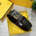 图片包装＋10 Fendi 芬迪 专柜同款 宽4.0Cm 双环正反用腰带 Ff按钉搭扣 咖啡色Cuoio Romano皮革材质 反面面料带有烟草黄和黑色Ff图案
