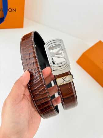 品名：Lv..路易..威登 腰带原单自动带 皮带 型号：自动扣，纯钢材质自动扣，头层牛皮自动带身，实物拍摄 材料：百分百头层牛皮，保证真皮。24K纯钢扣，永不掉 - 点击图像关闭