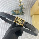 巴宝莉 特种皮腰带自动带系列 ，原厂五金精品不锈钢扣，手感柔软舒适 宽3.5Cm。