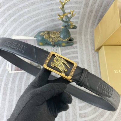 巴宝莉 特种皮腰带自动带系列 ，原厂五金精品不锈钢扣，手感柔软舒适 宽3.5Cm。