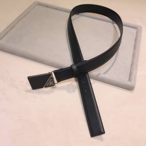 新款普拉达 ＰＲＡＤＡ 专柜款 进口小牛皮 尺寸3.5Cm