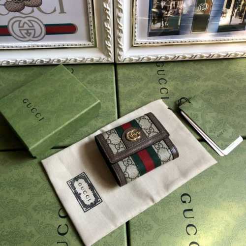 顶配版 配绿盒包装G家顶级货品 ！原单品质，实物实拍！G的标志最早在20世纪70年代使用，它是古驰原设计从1930年代演变而来的，从那以后，它就成了古驰传统的象