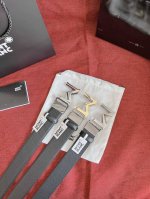 特P180 Montblanc 男士商务腰带 3.5Cm宽 曲面马蹄形精钢针式带扣 易开启装置 可调节长度 纯铜对版五金