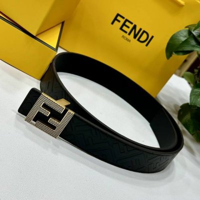 Fendl 芬迪 宽40Mm双面原版小牛皮 搭配单钌钯电镀扣 完美的手感.油边 出众的设计.风格 高贵奢华 时尚大方 高清实拍 货真价实 品质保证 双面用