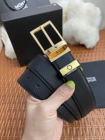 品名：万宝龙 Montblanc 原单 材质：原单牛皮腰带 百分百头层牛皮腰带保证真皮，24K纯钢扣，专柜原单品质、做工精细，时尚大牌，送人自用首选 包装： 请