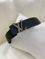 Lv 4.0Cm进口牛皮面料 专柜对版 展现时下流行的工艺-动感设计精神。