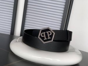 Philipp Plein德国高端男士休闲商务腰带品牌，品质超赞！五金细节极具质感，时尚造型必备单品，进口原版牛皮料打造，宽度3.8Cm