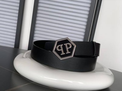 Philipp Plein德国高端男士休闲商务腰带品牌，品质超赞！五金细节极具质感，时尚造型必备单品，进口原版牛皮料打造，宽度3.8Cm