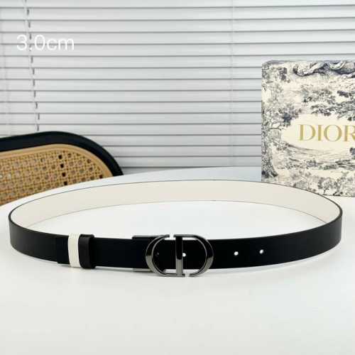 Dior 24早春新款 C D搭扣黄铜腰带扣，小牛皮腰带 双面佩戴 经典永存 3Cm