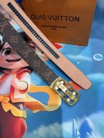 Lv.路易威登 自动带 全套包装 原版品质 代工厂P货品 35Mm宽度 正品一体铸造五金钢扣，原厂皮料 双面原厂定制面料，区别市场货