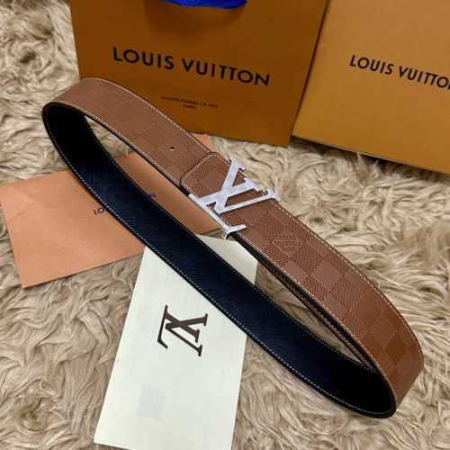 图片包装 Lv.路易威登 宽40Mm双面原版小牛皮 搭配单钌钯电镀扣 完美的手感.油边 出众的设计.风格 高贵奢华 时尚大方 高清实拍 货真价实 品质保证 双面