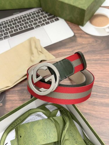 特 Gucci宽40Mm，纯进口机械车线，工艺精细，顶级品质。