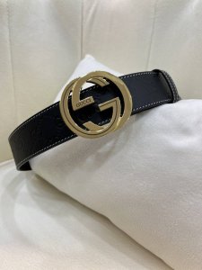 古驰进口原单头层牛皮 搭配精品扣,原产皮料定制，专柜宽度4.0Cm