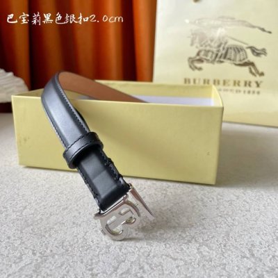 特P150 巴宝莉经典平纹，意大利制皮革腰带，搭饰牌搭扣装饰专属标识图案，头层树膏底，宽2.0Cm