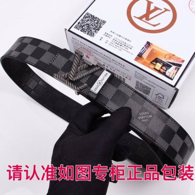 品名：Lv..路易..威登原单 DDD 型号：认准如图专柜包装，赠送打孔器 DDD 材料：百分百头层牛皮，纯手工编织，24K纯钢扣格子老花纹路保证真皮。专柜同等