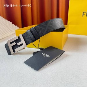 特 Fendi.芬迪 全套包装 男女同款系列 经典印花搭配头层小牛皮，双f字母精品挂扣，宽4.0Cm，时尚百搭