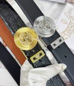 皮带：Versace.范思哲顶级复刻. 腰带：原单品质百分百进口头层牛皮，保证真皮。美人头半脸间色双拼接工艺.真空电镀.永不掉色.24K纯钢扣纯手工3D浮雕图案