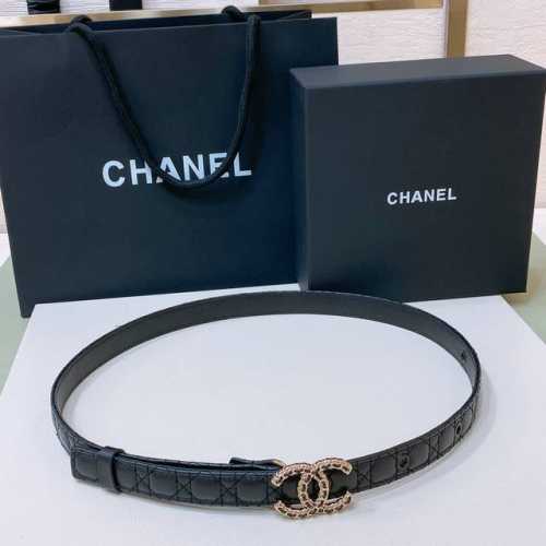 C Hanel 24S Cc 树脂 与 链节Logo字母搭扣 黄铜金属小羊皮菱格腰带 手感柔软 细腻 2.0Cm