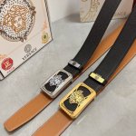 品名：Versace.范思哲 材质：原单牛皮腰带 百分百头层牛皮腰带保证真皮，24K纯钢扣，专柜原单品质、做工精细，时尚大牌，送人自用首选 包装： 请认准如图专