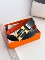品名： 爱玛仕.Hermes腰带 皮带 原单 型号：挂扣，经典纯钢材质扣头，双面头层牛皮，图片实物拍摄 材料：双面头层牛皮，挂扣系列，纯钢材质扣头，镀钯电镀工艺