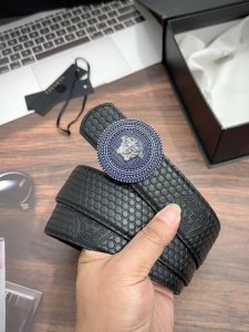 特 范思哲皮革腰带，宽度：3.8Cm,以经典美杜莎头像装饰设计。911514